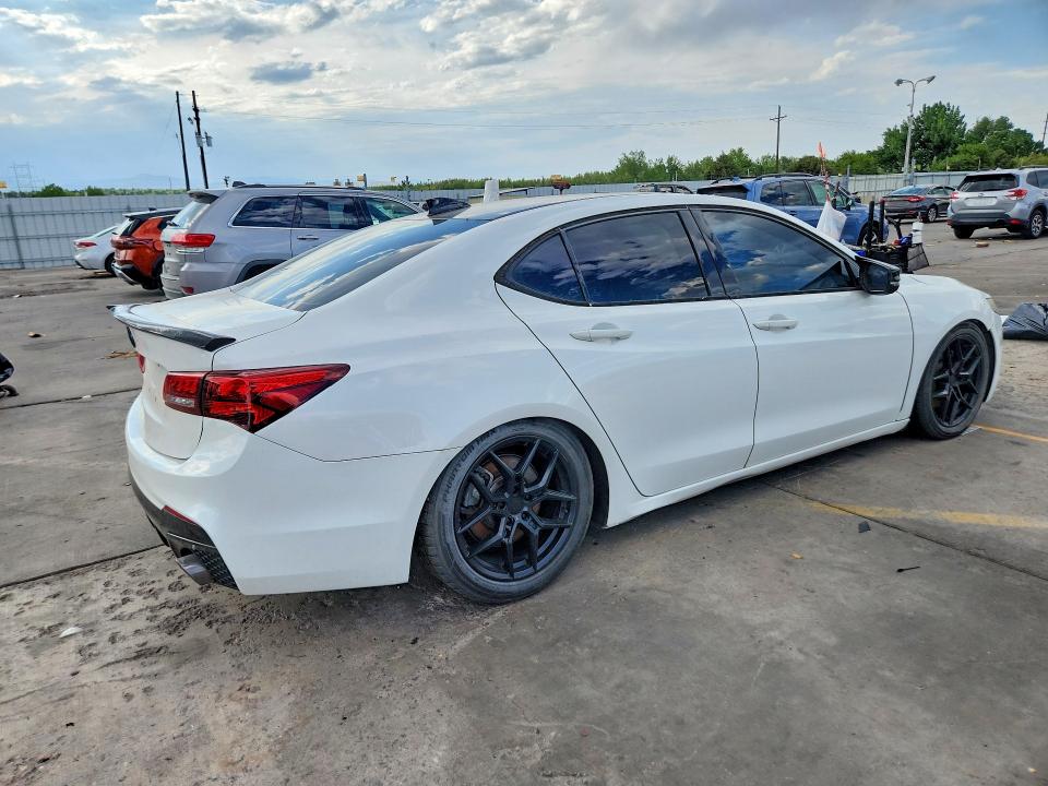 Aukcja sprzedaży 2016 Acura Tlx, vin: 19UUB2F59GA000370, numer aukcji: 62001006