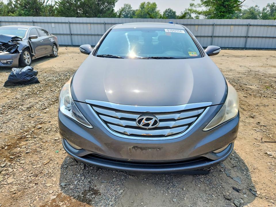 2011 Hyundai Sonata მანქანა იყიდება აუქციონზე, vin: 5NPEC4AC0BH123137, აუქციონის ნომერი: 61042956