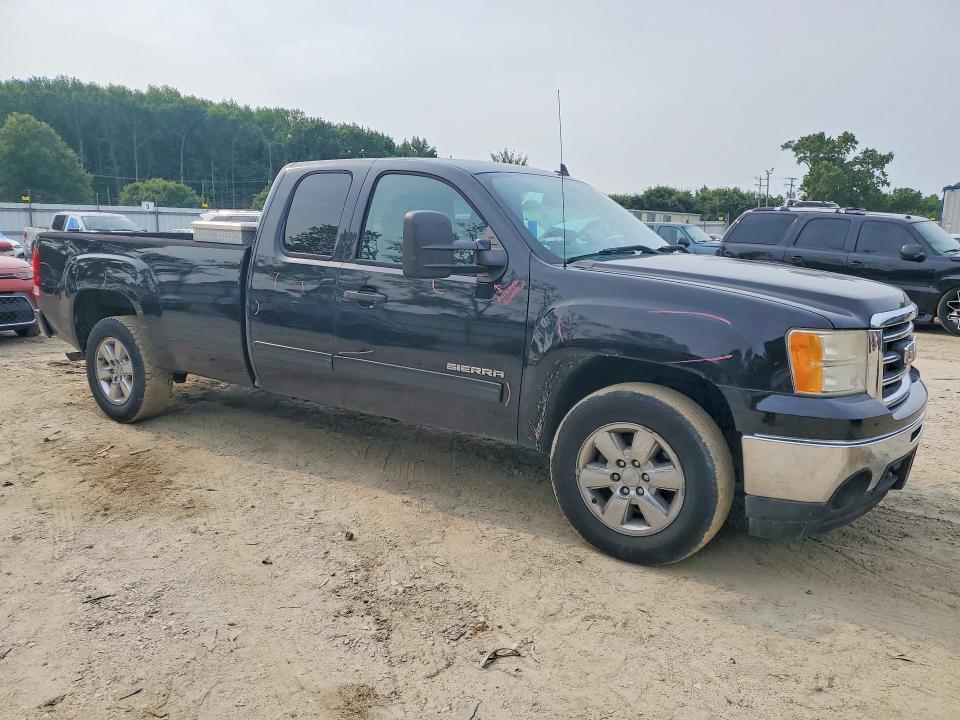 62610486 :رقم المزاد ، 1GTR1VE03DZ106521 vin ، 2013 Gmc Sierra مزاد بيع