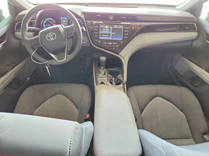 60814116 :رقم المزاد ، 4T1E31AK7LU525388 vin ، 2020 Toyota Camry مزاد بيع
