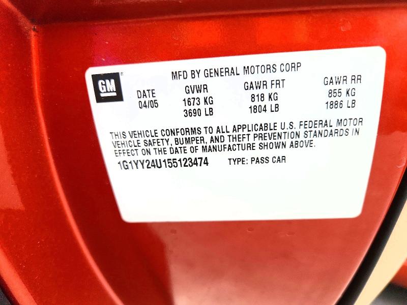 63038136 :رقم المزاد ، 1G1YY24U155123474 vin ، 2005 Chevrolet Corvette مزاد بيع