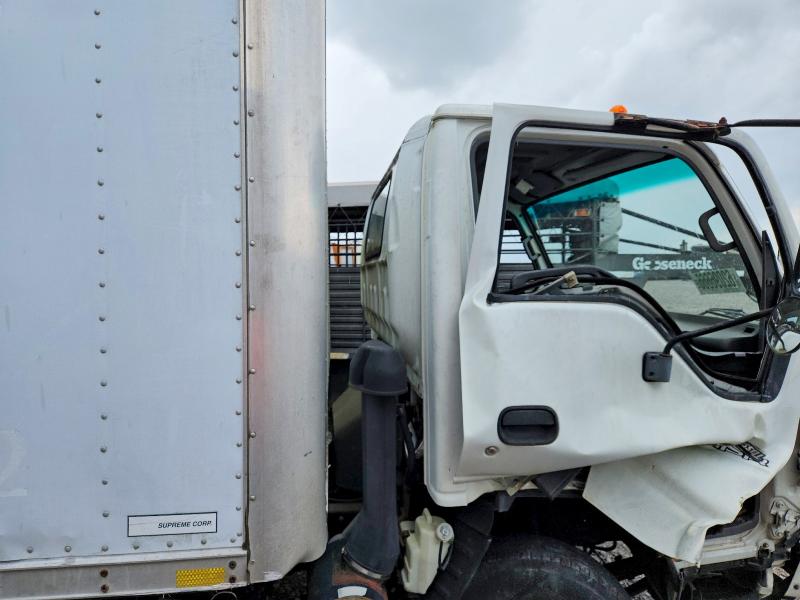 2004 Isuzu Npr მანქანა იყიდება აუქციონზე, vin: 4KLB4B1U24J802947, აუქციონის ნომერი: 62096666