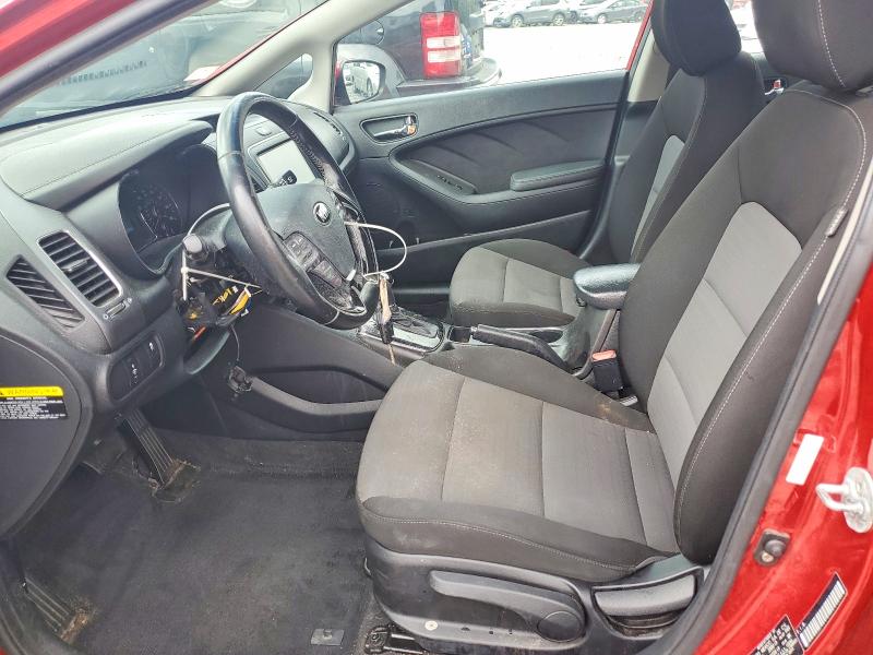 2018 Kia Forte მანქანა იყიდება აუქციონზე, vin: 3KPFL4A74JE241542, აუქციონის ნომერი: 61502716