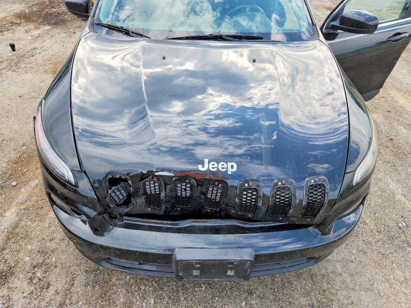 62040056 :رقم المزاد ، 1C4PJMCS8FW794834 vin ، 2015 Jeep Cherokee مزاد بيع