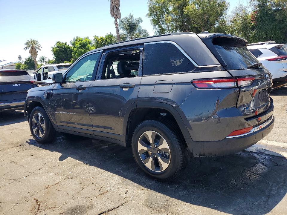 Продаж на аукціоні авто 2025 Jeep Grand Cherokee, vin: 1C4RJYB66S8700615, номер лоту: 60646926
