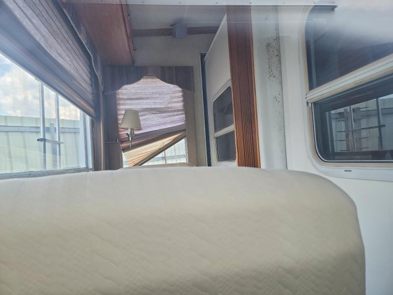 2005 Gulf Stream Yellowston მანქანა იყიდება აუქციონზე, vin: 1NL1YFS2551063525, აუქციონის ნომერი: 59382276