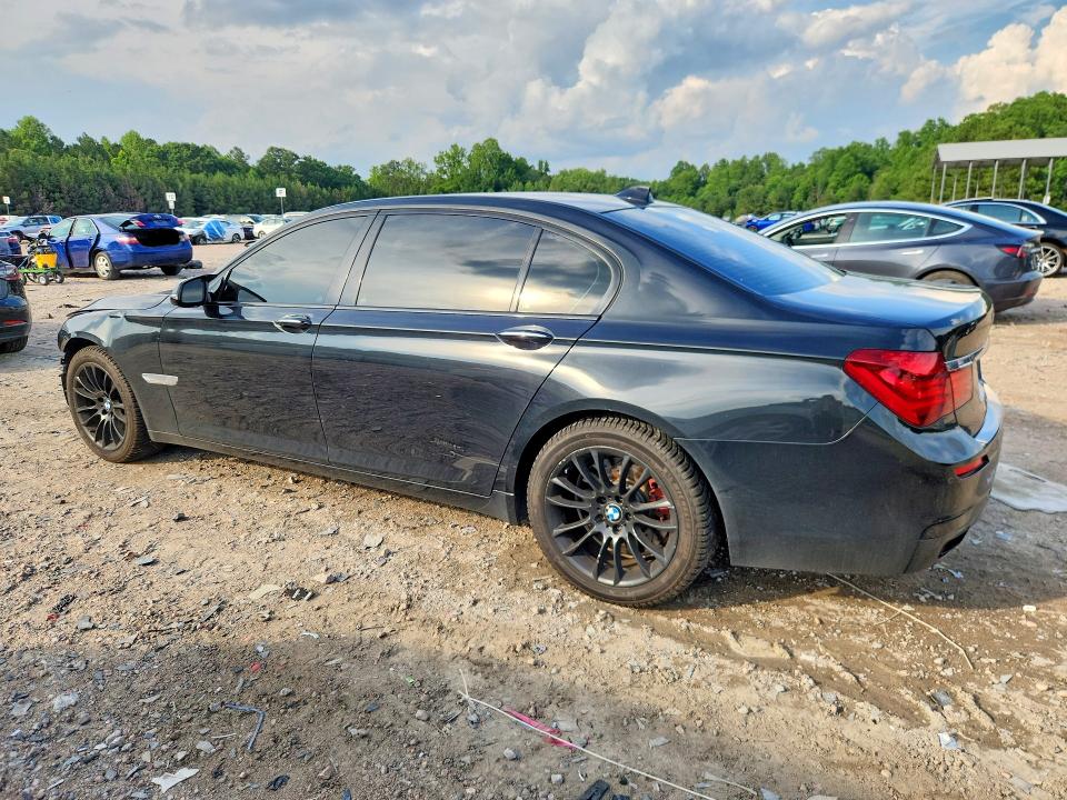 2013 Bmw 750 მანქანა იყიდება აუქციონზე, vin: WBAYE8C55DDE22029, აუქციონის ნომერი: 59769736
