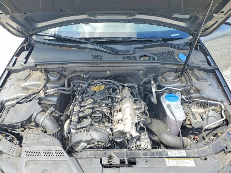 Продажа на аукционе авто 2015 Audi A4, vin: WAUBFAFL7FN008331, номер лота: 61087666