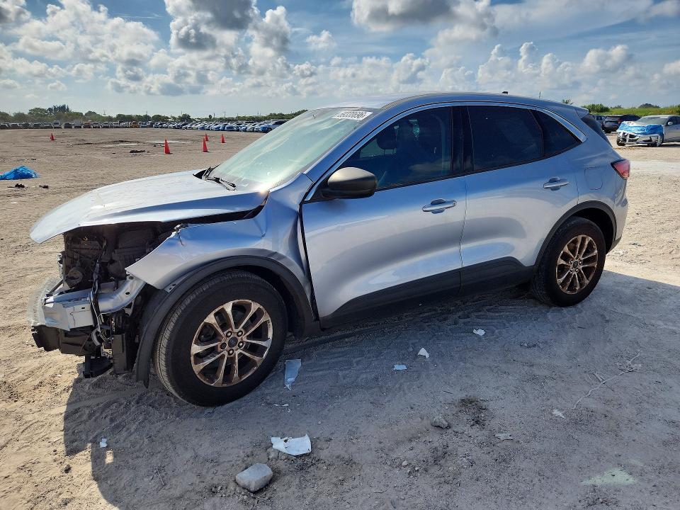 2022 Ford Escape მანქანა იყიდება აუქციონზე, vin: 1FMCU0G68NUB61672, აუქციონის ნომერი: 59338696