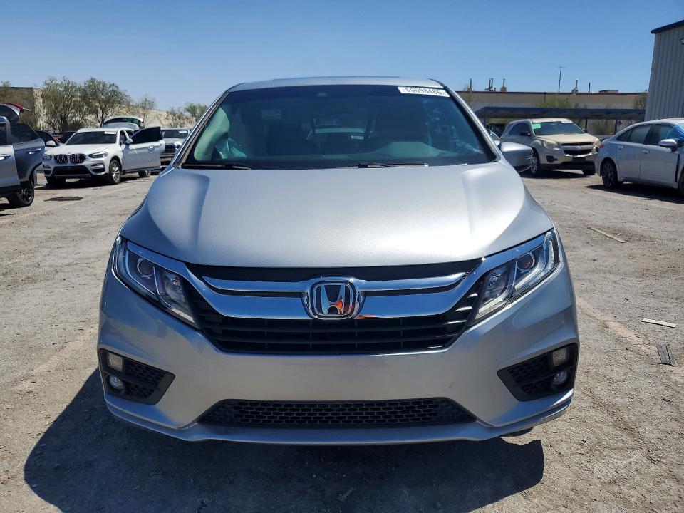 60698486 :رقم المزاد ، 5FNRL6H78KB077139 vin ، 2019 Honda Odyssey مزاد بيع
