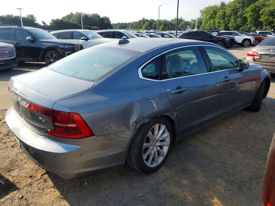 Продаж на аукціоні авто 2018 Volvo S90, vin: LVY992MK8JP020423, номер лоту: 60865706