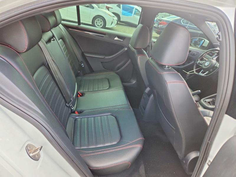 Продаж на аукціоні авто 2018 Volkswagen Jetta, vin: 3VW4T7AJ7JM254955, номер лоту: 63046246