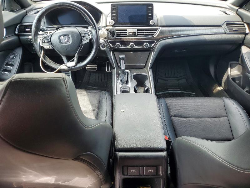 61984756 :رقم المزاد ، 1HGCV1F38NA121786 vin ، 2022 Honda Accord مزاد بيع