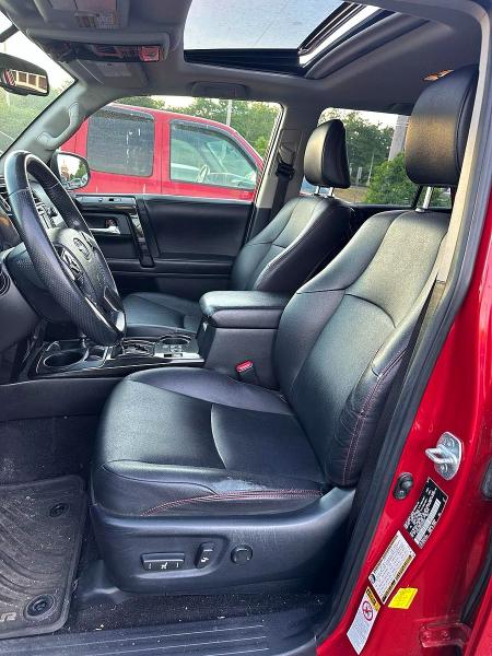 62881876 :رقم المزاد ، JTEBU5JRXF5265653 vin ، 2015 Toyota 4runner مزاد بيع