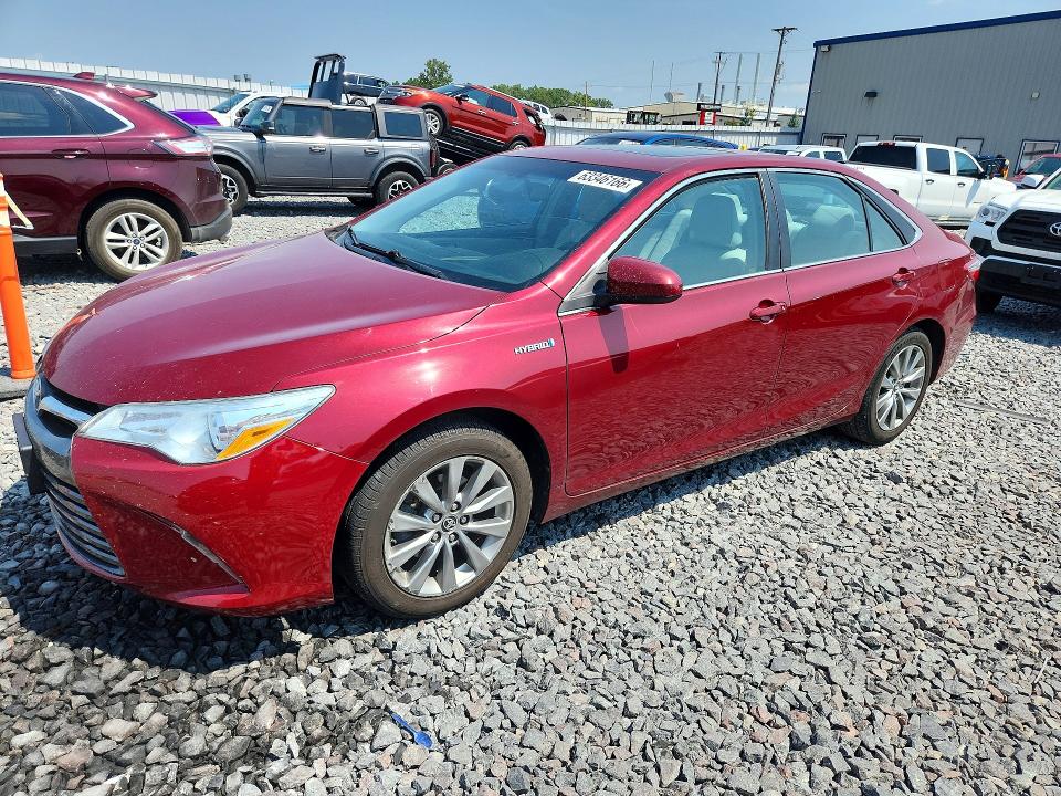 2015 Toyota Camry Hybrid მანქანა იყიდება აუქციონზე, vin: 4T1BD1FK6FU146203, აუქციონის ნომერი: 63346166