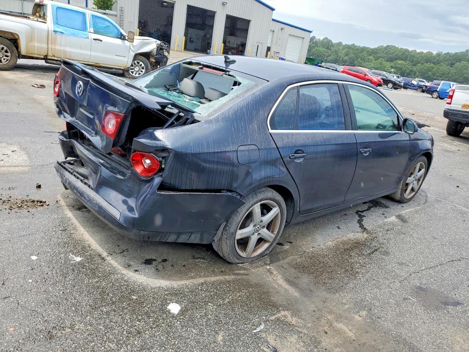 Продажа на аукционе авто 2009 Volkswagen Jetta, vin: 3VWRM71K39M066697, номер лота: 61100826
