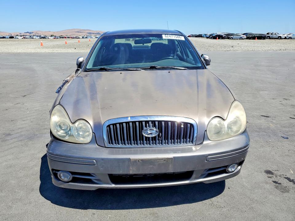 62471586 :رقم المزاد ، KMHWF25S12A570807 vin ، 2002 Hyundai Sonata مزاد بيع