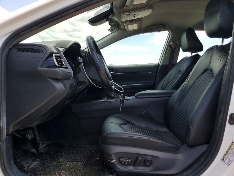 62418696 :رقم المزاد ، 4T1G11AK8MU574759 vin ، 2021 Toyota Camry مزاد بيع