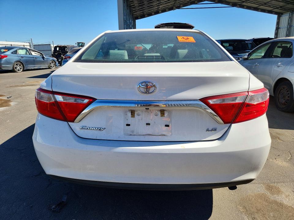 63043026 :رقم المزاد ، 4T1BF1FK4HU773303 vin ، 2017 Toyota Camry مزاد بيع