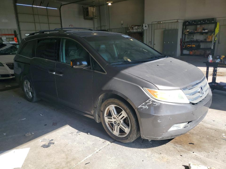 60041226 :رقم المزاد ، 5FNRL5H94CB036293 vin ، 2012 Honda Odyssey مزاد بيع