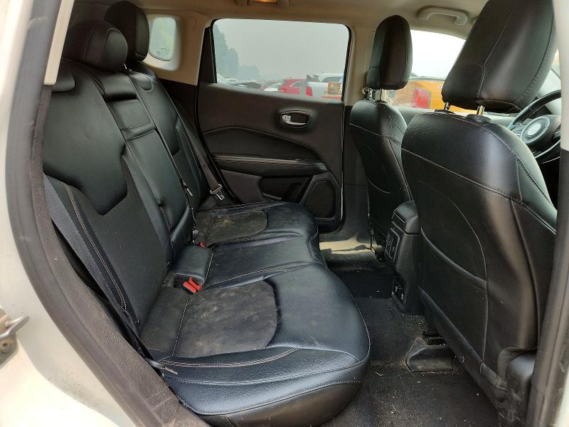 2018 Jeep Compass მანქანა იყიდება აუქციონზე, vin: 3C4NJDBB1JT113601, აუქციონის ნომერი: 61175036