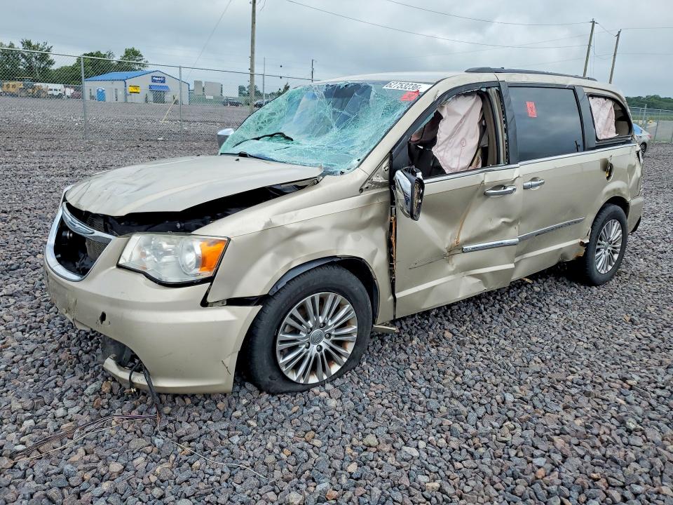 62753236 :رقم المزاد ، 2C4RC1CG2DR534125 vin ، 2013 Chrysler Town & Country مزاد بيع