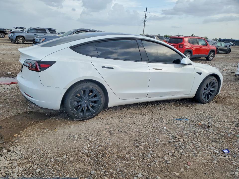 60822136 :رقم المزاد ، 5YJ3E1EA7NF289070 vin ، 2022 Tesla Model 3 مزاد بيع