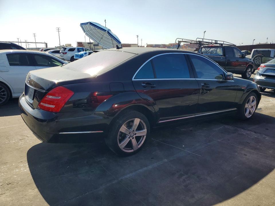 Продаж на аукціоні авто 2013 Mercedes-benz S, vin: WDDNG7DBXDA526891, номер лоту: 62873966