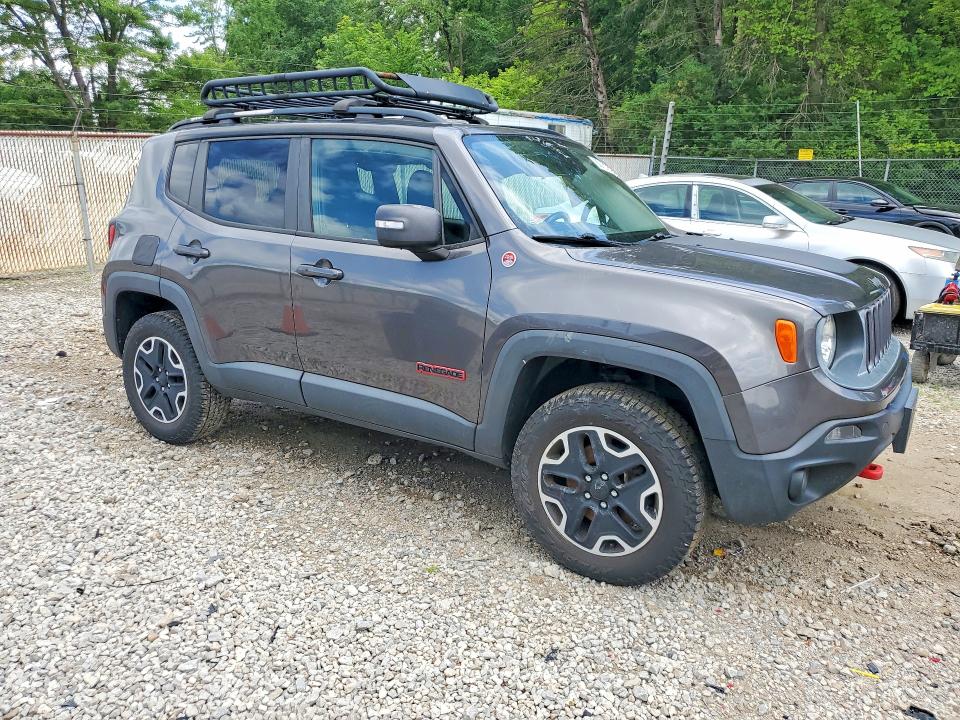 60121026 :رقم المزاد ، ZACCJBCB9HPG57971 vin ، 2017 Jeep Renegade مزاد بيع