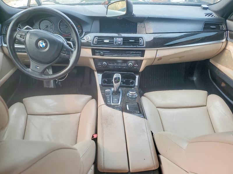 61166736 :رقم المزاد ، WBAFU9C52BC783217 vin ، 2011 Bmw 550 مزاد بيع