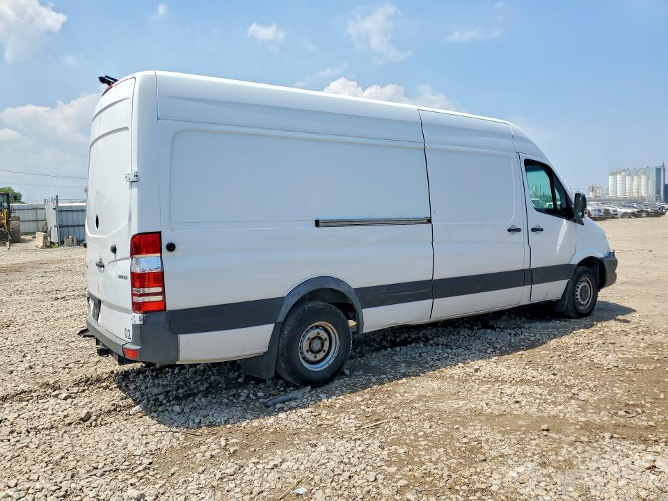 59966016 :رقم المزاد ، WD3PF1CD9JP617711 vin ، 2018 Mercedes-benz Sprinter مزاد بيع