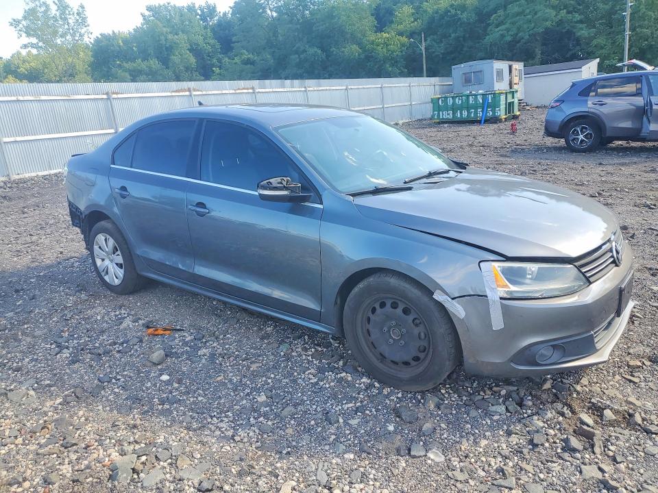 2011 Volkswagen Jetta მანქანა იყიდება აუქციონზე, vin: 3VWLZ7AJ9BM077689, აუქციონის ნომერი: 60395186