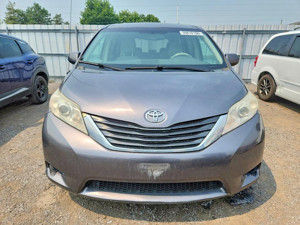 Продаж на аукціоні авто 2011 Toyota Sienna, vin: 5TDKA3DC7BS004493, номер лоту: 59810196