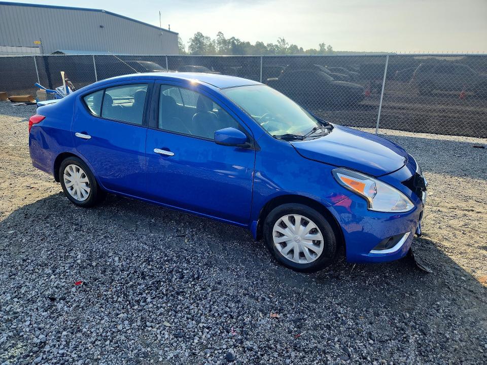 2015 Nissan Versa მანქანა იყიდება აუქციონზე, vin: 3N1CN7AP7FL893253, აუქციონის ნომერი: 59108406
