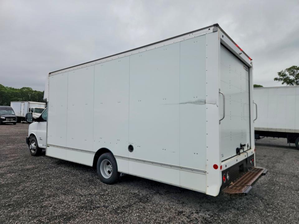 2021 Chevrolet Express მანქანა იყიდება აუქციონზე, vin: 1HA6GVC72MN010917, აუქციონის ნომერი: 61725256