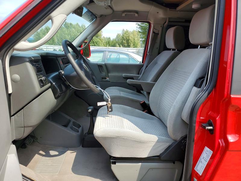 62345476 :رقم المزاد ، WV2NB47052H024281 vin ، 2002 Volkswagen Eurovan مزاد بيع