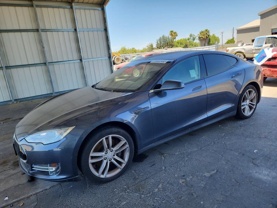 Продажа на аукционе авто 2015 Tesla Model S, vin: 5YJSA1H14FFP77218, номер лота: 59602466