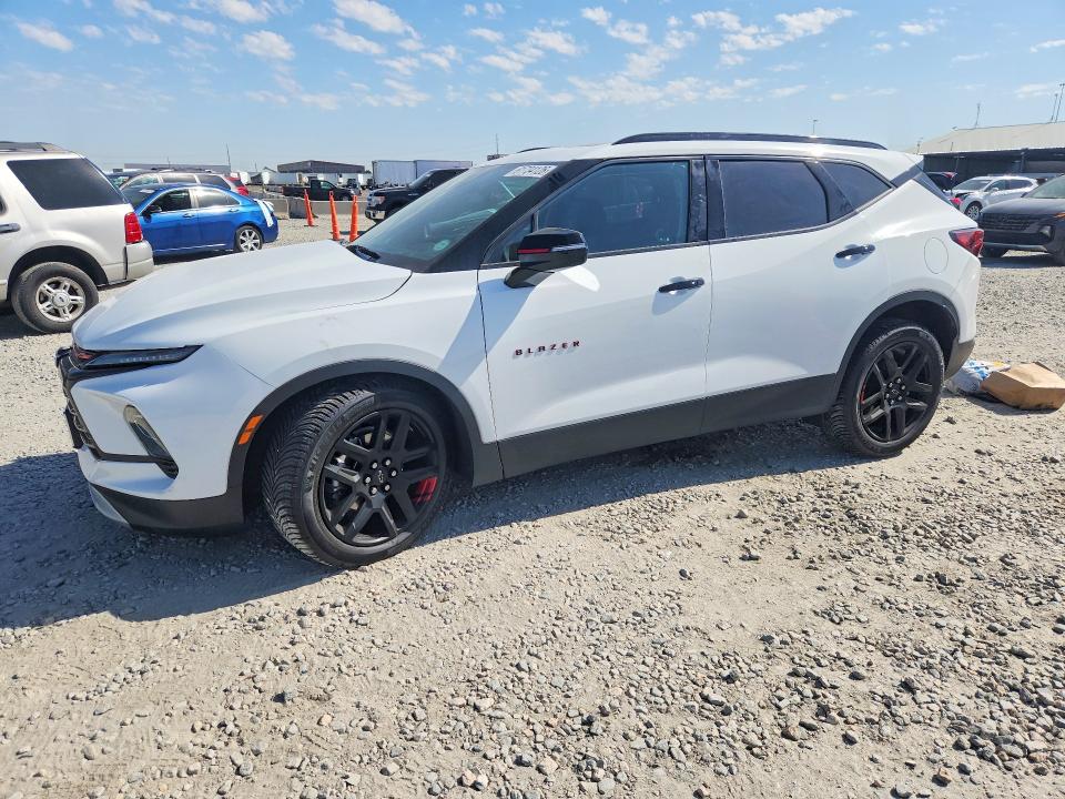 Продажа на аукционе авто 2023 Chevrolet Blazer, vin: 3GNKBJRSXPS178599, номер лота: 61734126