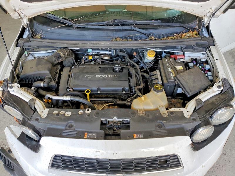 63052186 :رقم المزاد ، 1G1JC5SG9F4164831 vin ، 2015 Chevrolet Sonic مزاد بيع
