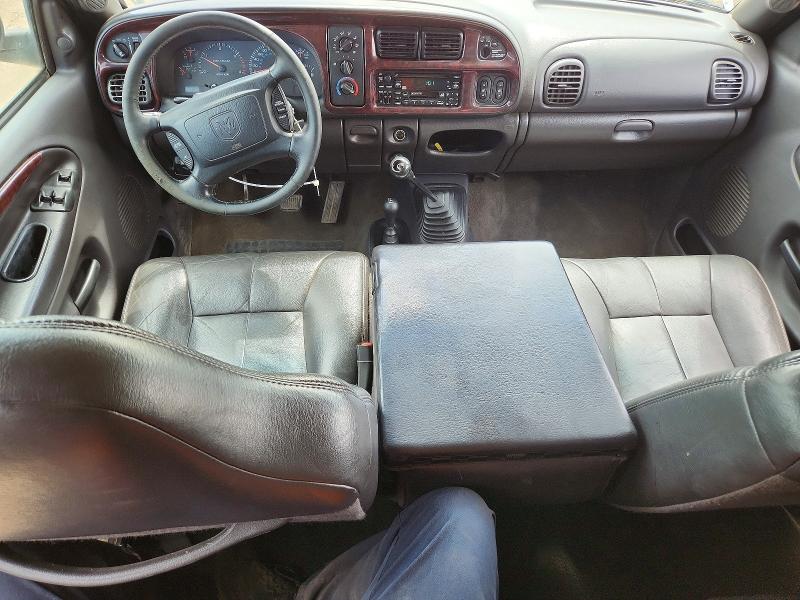 2001 Dodge Ram 2500 მანქანა იყიდება აუქციონზე, vin: 1B7KF237X1J583863, აუქციონის ნომერი: 61566276