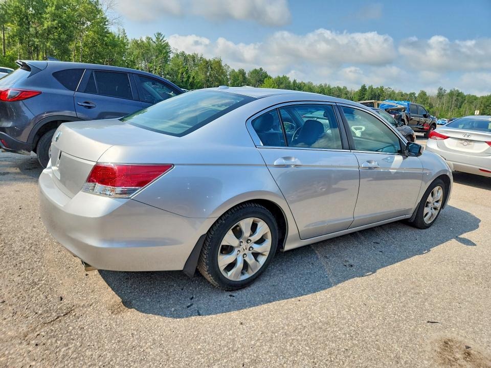 2010 Honda Accord მანქანა იყიდება აუქციონზე, vin: 1HGCP2F81AA802409, აუქციონის ნომერი: 62402686