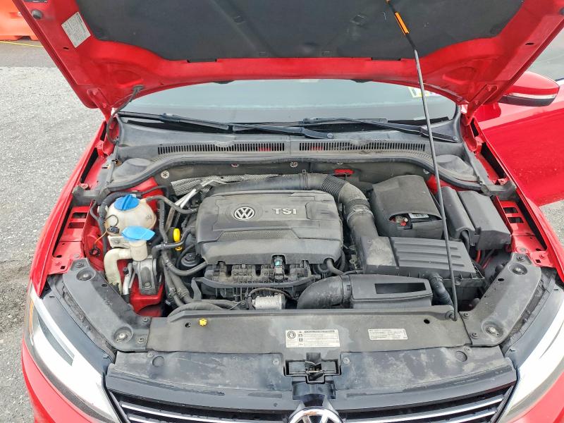 60498526 :رقم المزاد ، 3VWD17AJ7EM373570 vin ، 2014 Volkswagen Jetta مزاد بيع