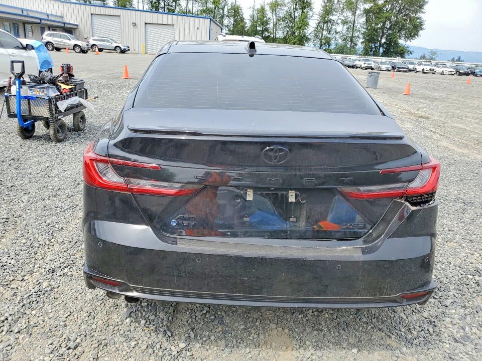 61618686 :رقم المزاد ، 4T1DBADK6SU511054 vin ، 2025 Toyota Camry مزاد بيع