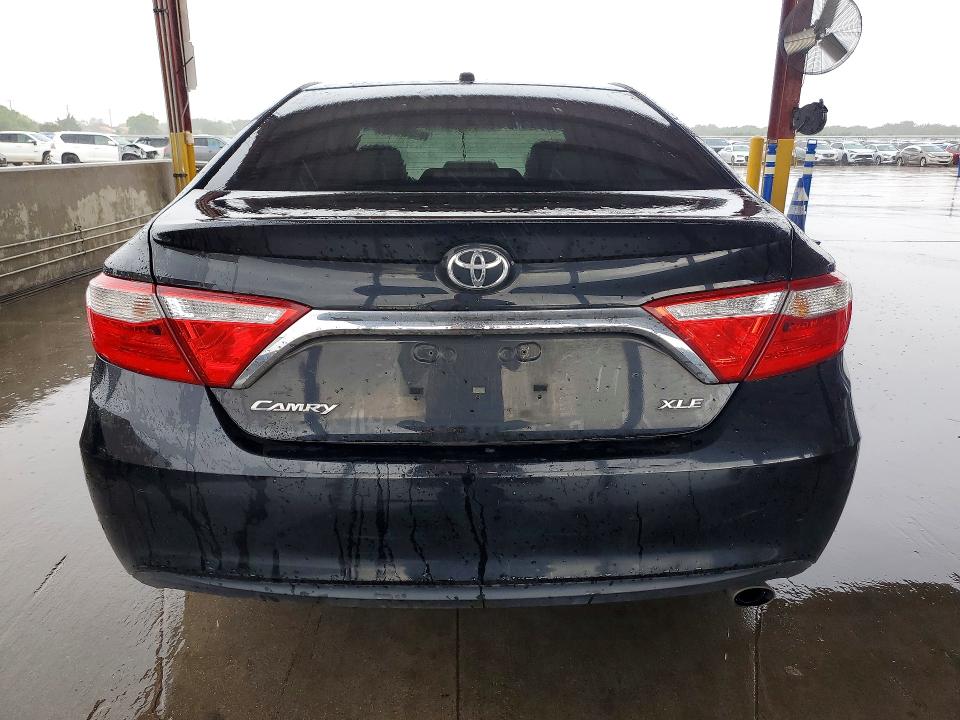 2015 Toyota Camry მანქანა იყიდება აუქციონზე, vin: 4T1BF1FK8FU915083, აუქციონის ნომერი: 61136256