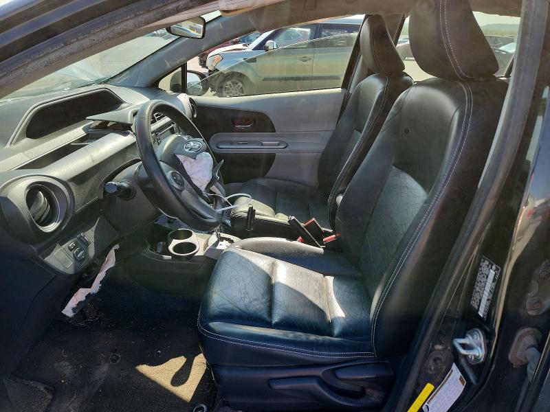 63509876 :رقم المزاد ، JTDKDTB3XC1513180 vin ، 2012 Toyota Prius C مزاد بيع