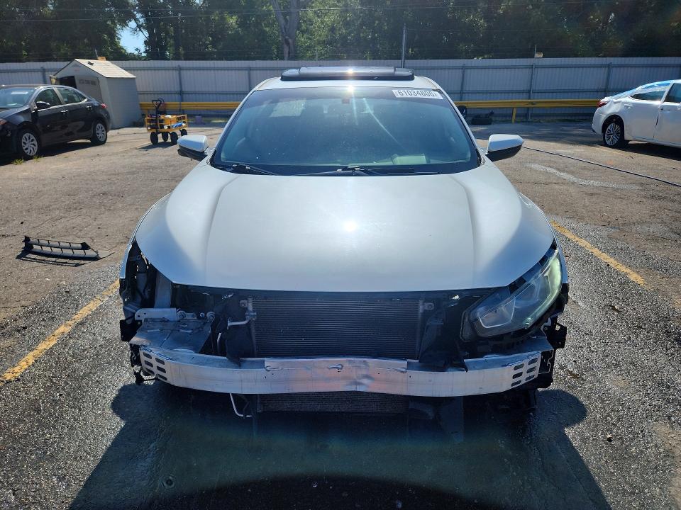 61034806 :رقم المزاد ، 19XFC2F74HE031529 vin ، 2017 Honda Civic مزاد بيع