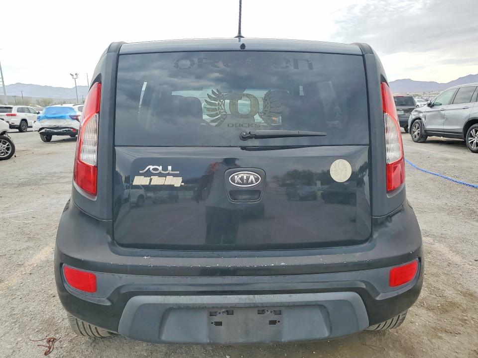 61411546 :رقم المزاد ، KNDJT2A67C7460570 vin ، 2012 Kia Soul مزاد بيع