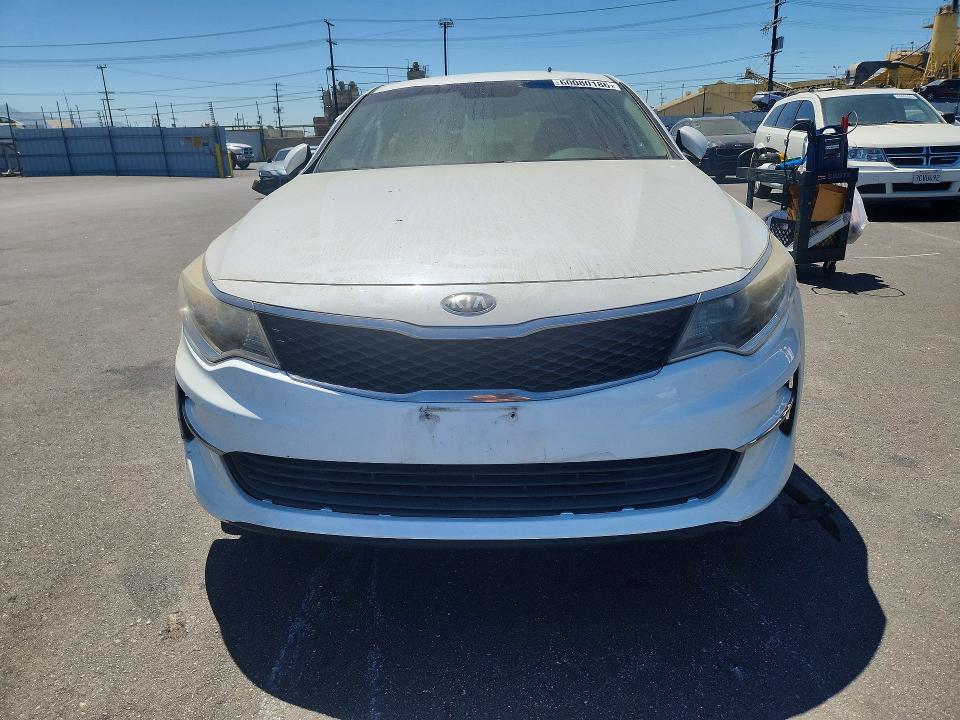 2017 Kia Optima მანქანა იყიდება აუქციონზე, vin: 5XXGT4L31HG156626, აუქციონის ნომერი: 60080186