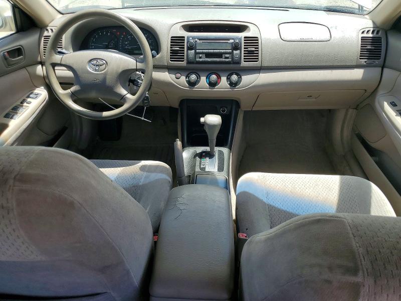 60991516 :رقم المزاد ، JTDBE32K520115786 vin ، 2002 Toyota Camry مزاد بيع
