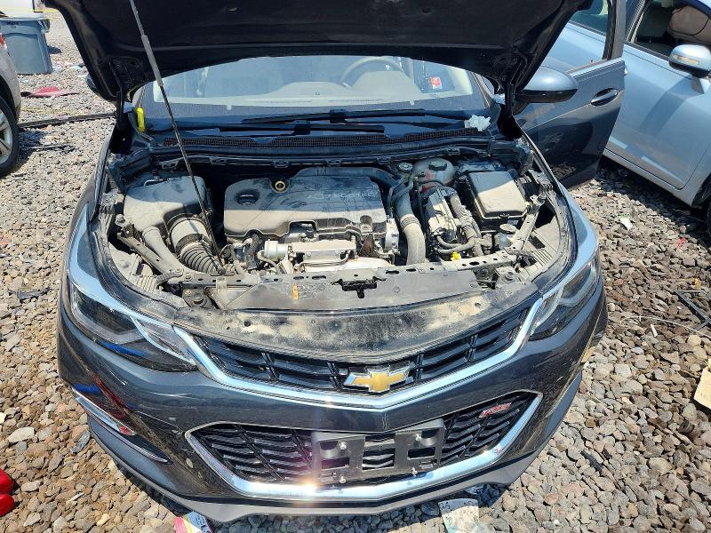 60882606 :رقم المزاد ، 1G1BE5SM8H7151641 vin ، 2017 Chevrolet Cruze مزاد بيع